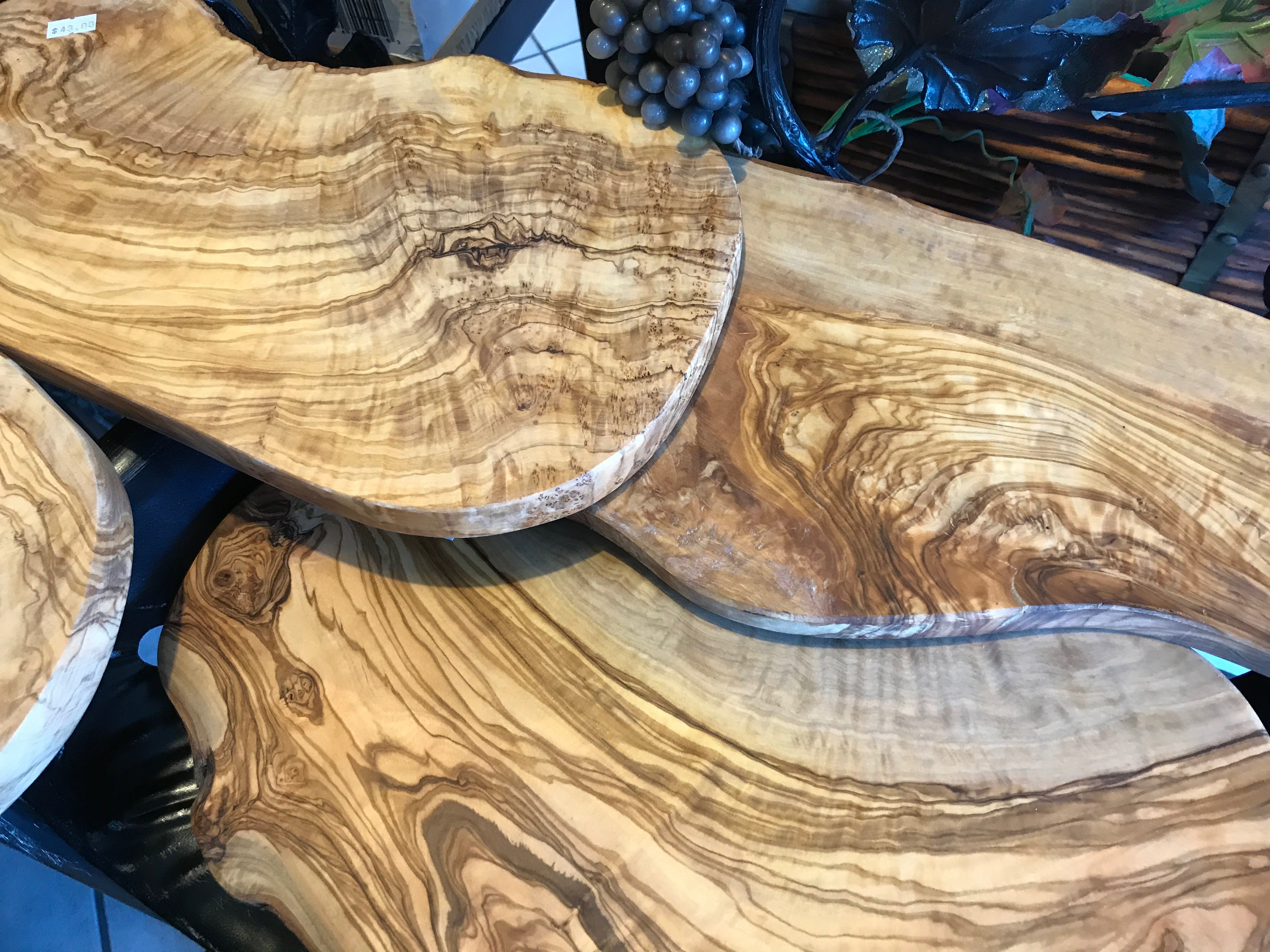 Olive Wood Cutting/Serving Board – The Virgin Olive Oiler